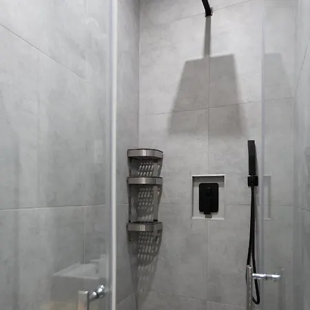 Apartament Glamorous Modern In The Hearth Of *