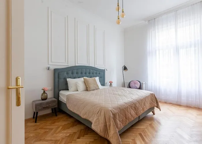 Glamorous Modern In The Hearth Of Appartamento *